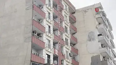 Anne, baba ve 5 yaşındaki çocukları silahla vurulmuş halde ölü bulundu