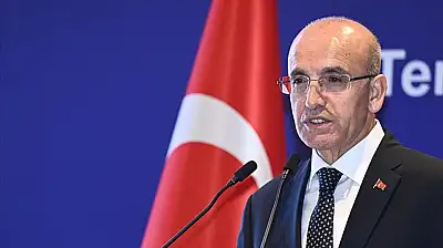 Bakan Şimşek: Dezenflasyonun sürmesini öngörüyoruz