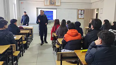 Deniz'den üniversite hazırlık kurslarına moral ziyareti