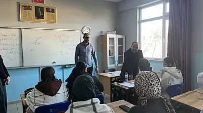 Erciş İlçe Milli Eğitim Müdürü Deniz, DYK kurslarını yerinde inceledi