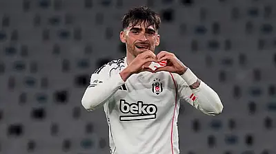 Jota Silva ilk kez 11'de başladığı maçta golünü attı