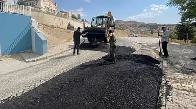 Sıhke TOKİ ve Akköprü Mahallesi'nde asfalt çalışması