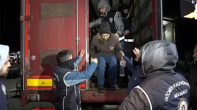 Yılbaşı öncesi polis, asayiş uygulamalarına start verdi