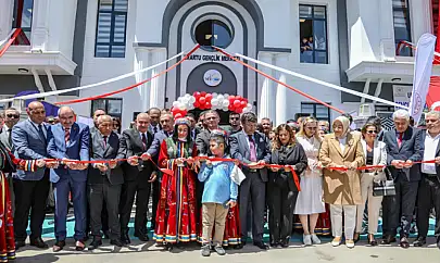 Gençlik merkezleri Van'ın gençlerini geleceğe hazırlıyor