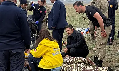 Kaymakam Bulut 1 ölü 4 yaralıyla sonuçlanan kazayı yerinde inceledi