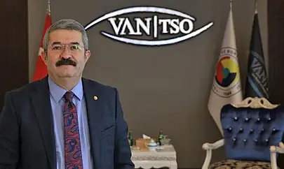 Muradiye Şelalesi'nde kahvaltı ziyafeti