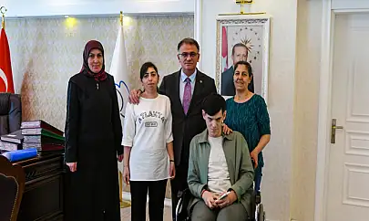 Vali Balcı, engelli vatandaşları makamında kabul etti
