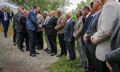 Vali Çelik'ten köy ziyareti...