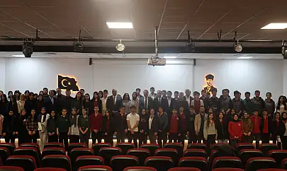 Van'da Liselerde bilim uygulamaları paneli düzenlendi