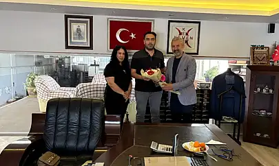 Vanlılardan ve Elazığlılardan dostluk mesajı