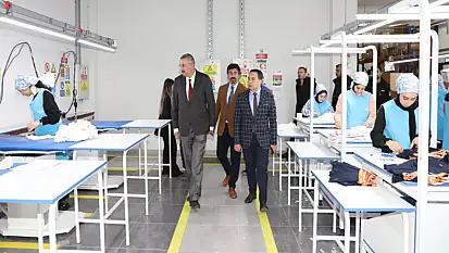 Aydoğan ve Göksoy'dan fabrika ziyareti
