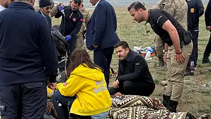 Kaymakam Bulut 1 ölü 4 yaralıyla sonuçlanan kazayı yerinde inceledi