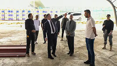 Vali Balcı Buz Pateni Pisti Salonunda incelemelerde bulundu