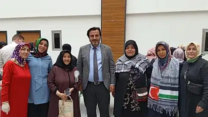 Van'da Gazze için hayır çarşısı düzenlendi