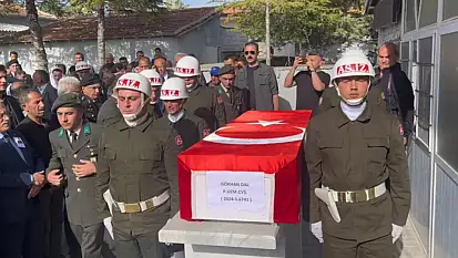 Van'da hayatını kaybeden Uzman Çavuş toprağa verildi