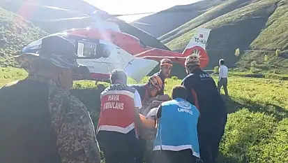 Van'da kayalıklarda mahsur kalan şahıs kurtarıldı
