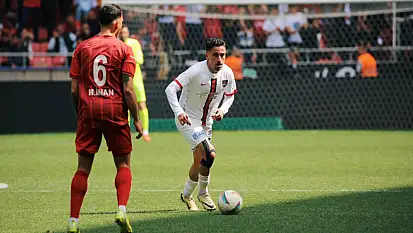 Yüreğini sahaya yansıt tur biletini cebine koy