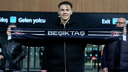 Beşiktaş'ın yeni transferi Kristjan Asllani, İstanbul'a geldi