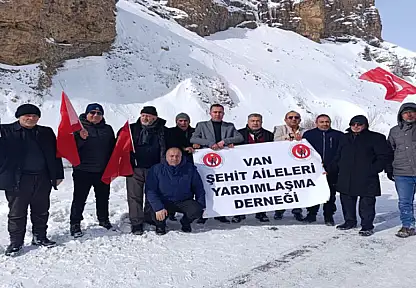 Kahraman: Bahçesaray şehitlerine rahmet diliyoruz