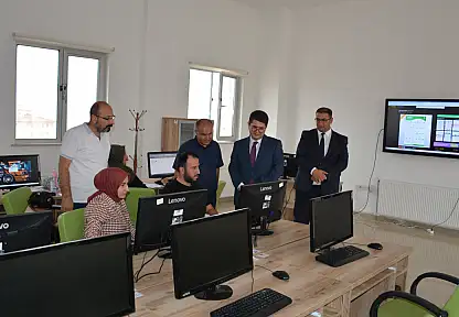 Kaymakam Özdemir'den kültür ve sanat merkezine ziyaret