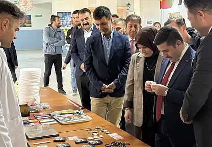 Özalp'ta öğrencilerden Filistin'e anlamlı destek