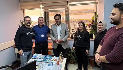 Sarıkaya'dan poliklinik hekimlerine moral ziyareti