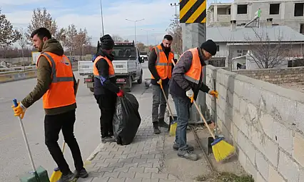 Büyükşehir'den kapsamlı temizlik çalışması