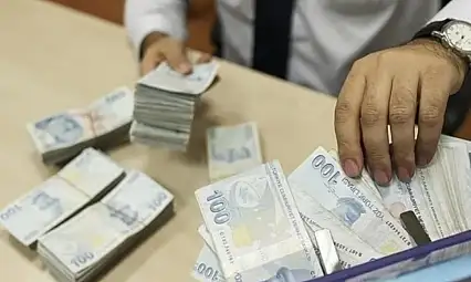 En düşük emekli maaşı teklifi Meclis Komisyonu'nda kabul edildi