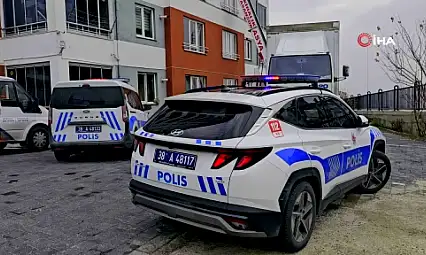 Evi taşınırken tartıştığı nakliyeciyi bıçakladı