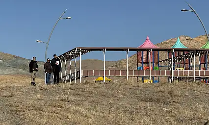 Özalp parkı yenileniyor