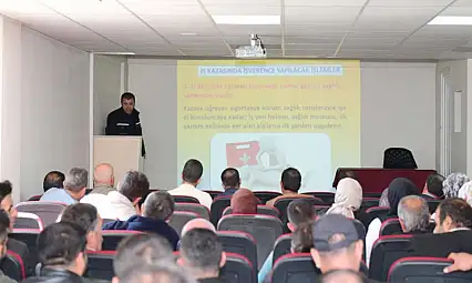 Servis şoförleri ve rehber personellerine iş sağlığı ve güvenliği eğitimi