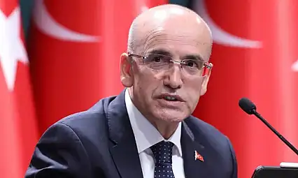 Şimşek: Fitch, Türkiye'nin kredi notu görünümünü pozitife çevirdi
