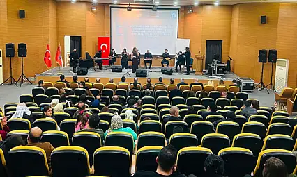 Van'da sağlık çalışanlarına moral konseri