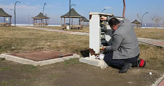 15 Temmuz Parkı'ndaki elektrik panoları elden geçirildi