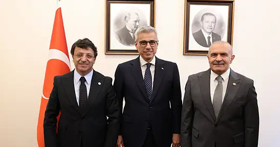 Türkmenoğlu ve Kayatürk'ten Bakan Memişoğlu'na ziyaret