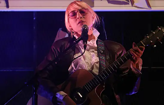 Şarkıcı Kalben Sağdıç uyuşturucu operasyonunda gözaltına alındı