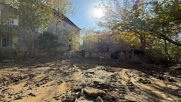 10 farklı noktada yıkım tamamlandı