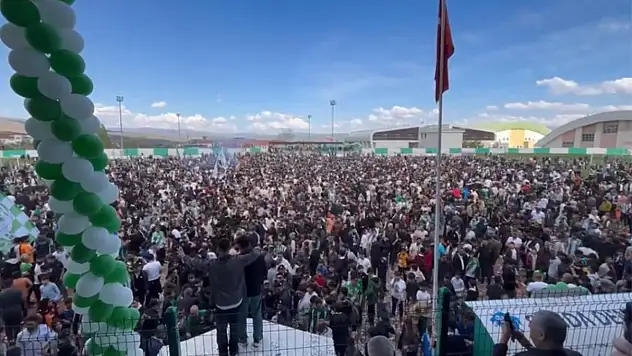 12 Bingölspor şampiyonluğunu ilan etti