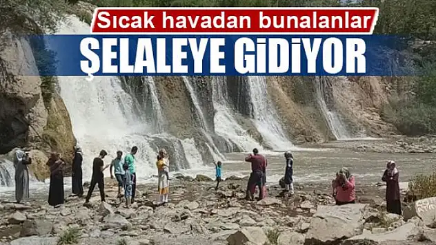 Sıcak havadan bunalanlar şelaleye gidiyor