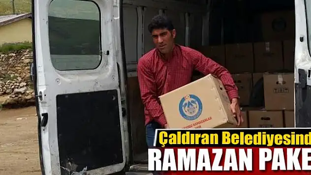 Çaldıran Belediyesinden bin kişiye Ramazan paketi