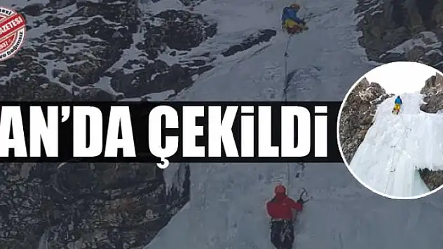 Van'da buzul şelalesine tırmanış