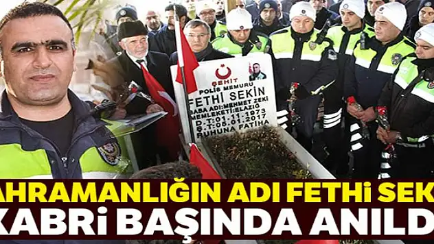 İzmir Kahramanı Şehit Fethi Sekin için kabri başında anma töreni
