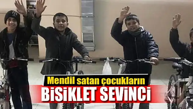 Mendil satan çocukların bisiklet sevinci
