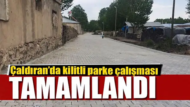 Çaldıran'da kilitli parke çalışması