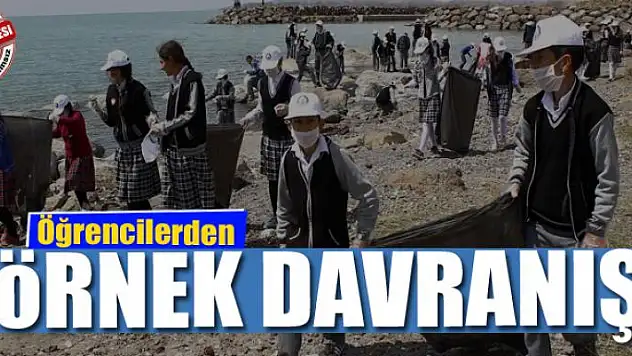 Öğrencilerden örnek davranış