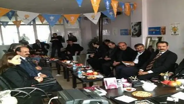 AK PARTİ'DEN MURADİYE'YE ÇIKARMA