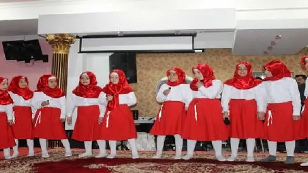 VAN'DA FETİH GECESİ COŞKUSU