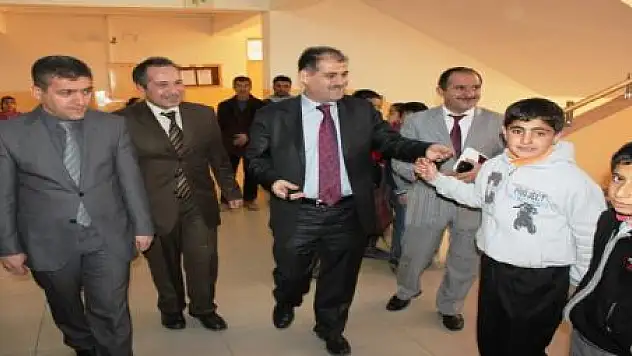 MUCİP KINA'NIN OKUL ZİYARETİ