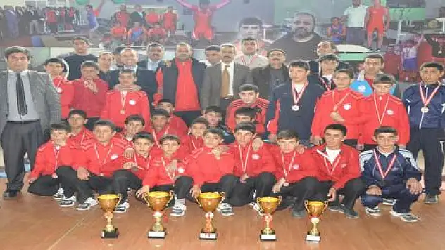 Halter il müsabakaları sona erdi