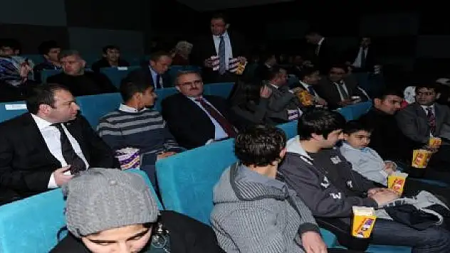 ÇANAKKALE YOLUN SONU FİLMİ VİZYONDA